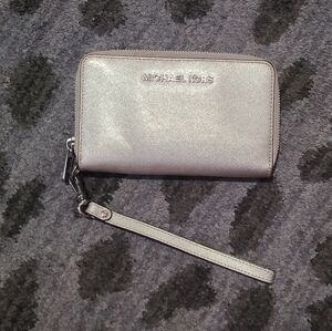 Michael Kors Metallic Wallet